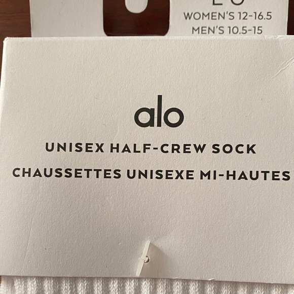 ALO Yoga White Half-Crew Socks - Picture 2 of 3
